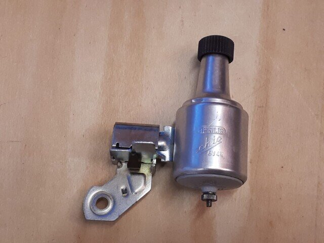 Retroviseur extérieur gauche Renault Twingo 1.2L Essence 2002 | Garage Mahieu Retroviseur extérieur gauche Renault Twingo 1.2L Essence 2002 | Garage Mahieu