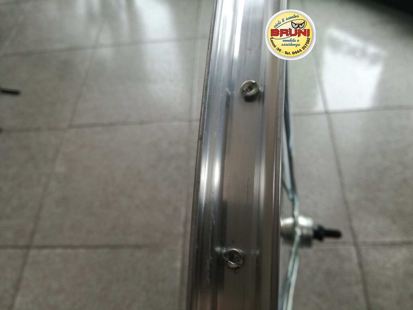 Paire Complète De Roues De Vélo 28x1.75 - Jante + Roue Libre 7 Vitesses + Pneus + Chambres à Air - Neuf MADICKS