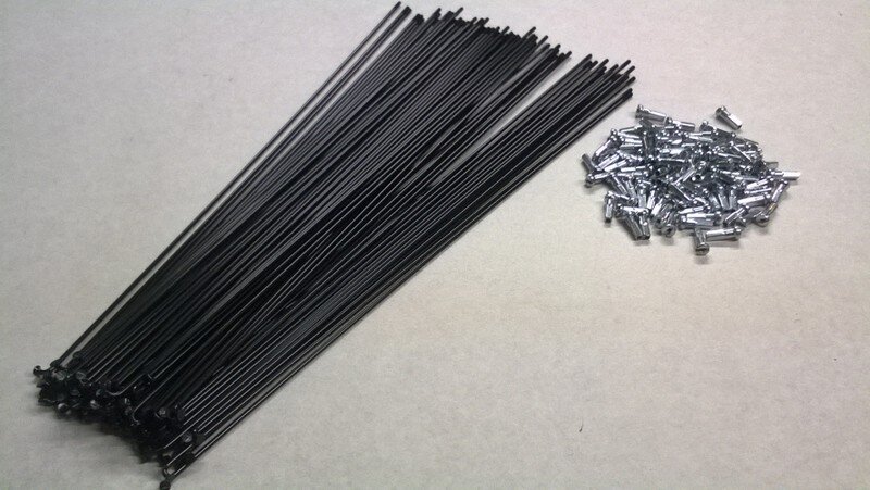 NIPPLES ACCIAIO ZINCOCROMANTO PER RAGGI BICICLETTA RUOTE ALPINA MM2,00 144 PEZZI 